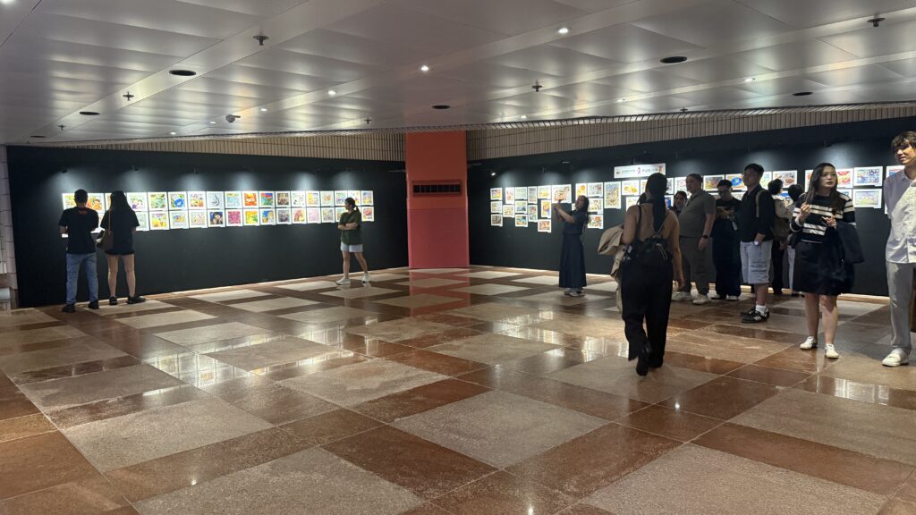 香港視藝活動協會藝術慈善比賽展覽於2026年8月5至6日在香港文化中心舉行，當中以「繪暖人間」國際視覺藝術慈善比賽為主要展覽項目。